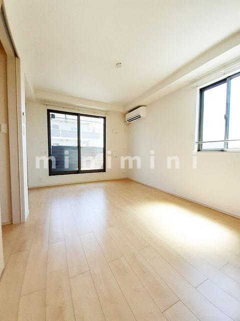 居室・リビング　※写真は他号室を含む為現状優先とさせて頂きます