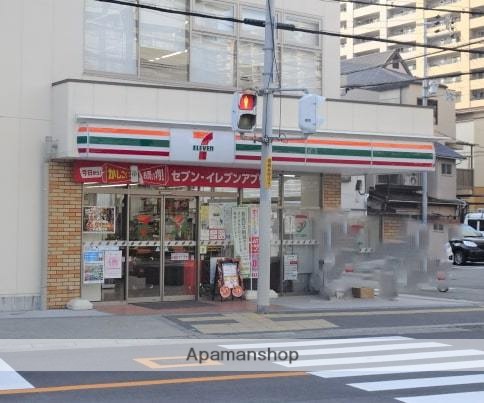 コンビニ　セブンイレブン（コンビニ）まで437m