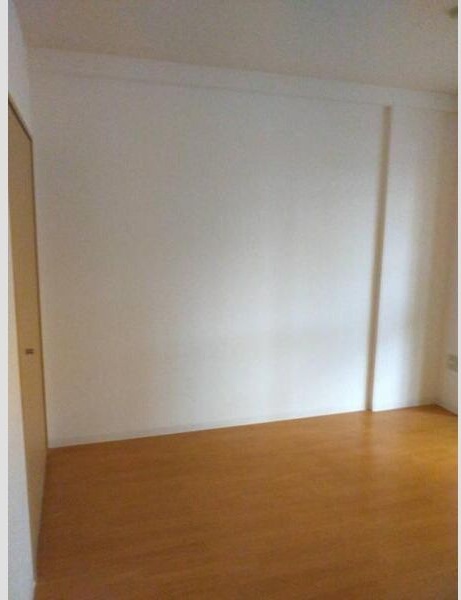 居室・リビング　明るいリビングです♪