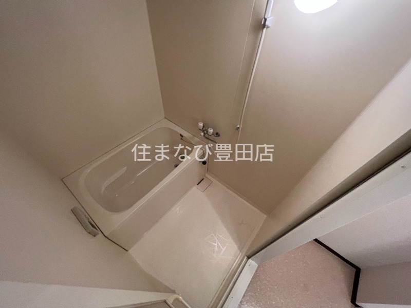 バス・シャワールーム　同型別部屋写真