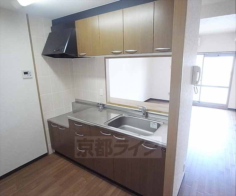 キッチン　オシャレで調理スペースも広いキッチンです！