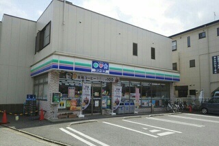 コンビニ　ローソン・スリーエフ逆井駅前店（コンビニ）まで750m