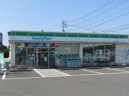 コンビニ　ファミリーマート 吉田川尻店（コンビニ）まで357m