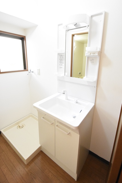 洗面設備　独立洗面化粧台付きでおすすめです！