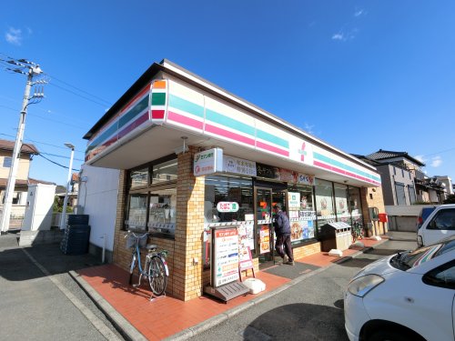 コンビニ　セブン‐イレブン 市原郡本店（コンビニ）まで786m