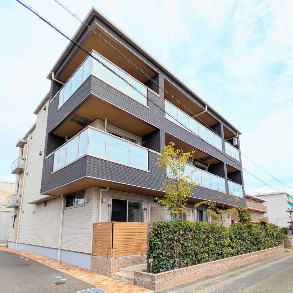 建物外観　おしゃれな外観も魅力です♪