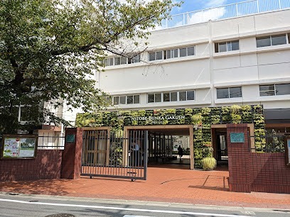 大学・短大　私立新渡戸文化短期大学（大学・短大）まで208m