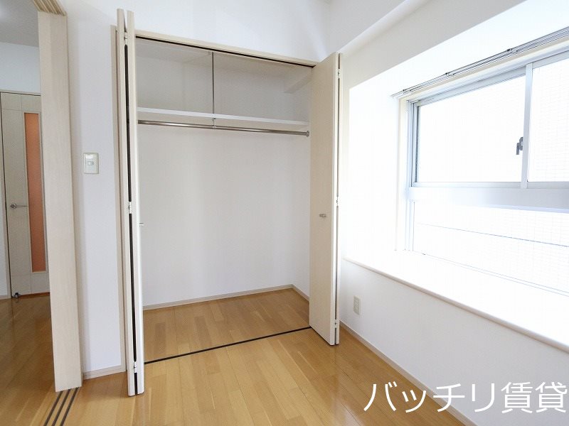 収納　別号室タイプの為、現状を優先いたします