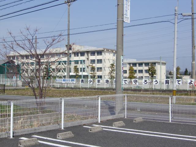 中学校　岐南町立岐南中学校（中学校）まで1383m