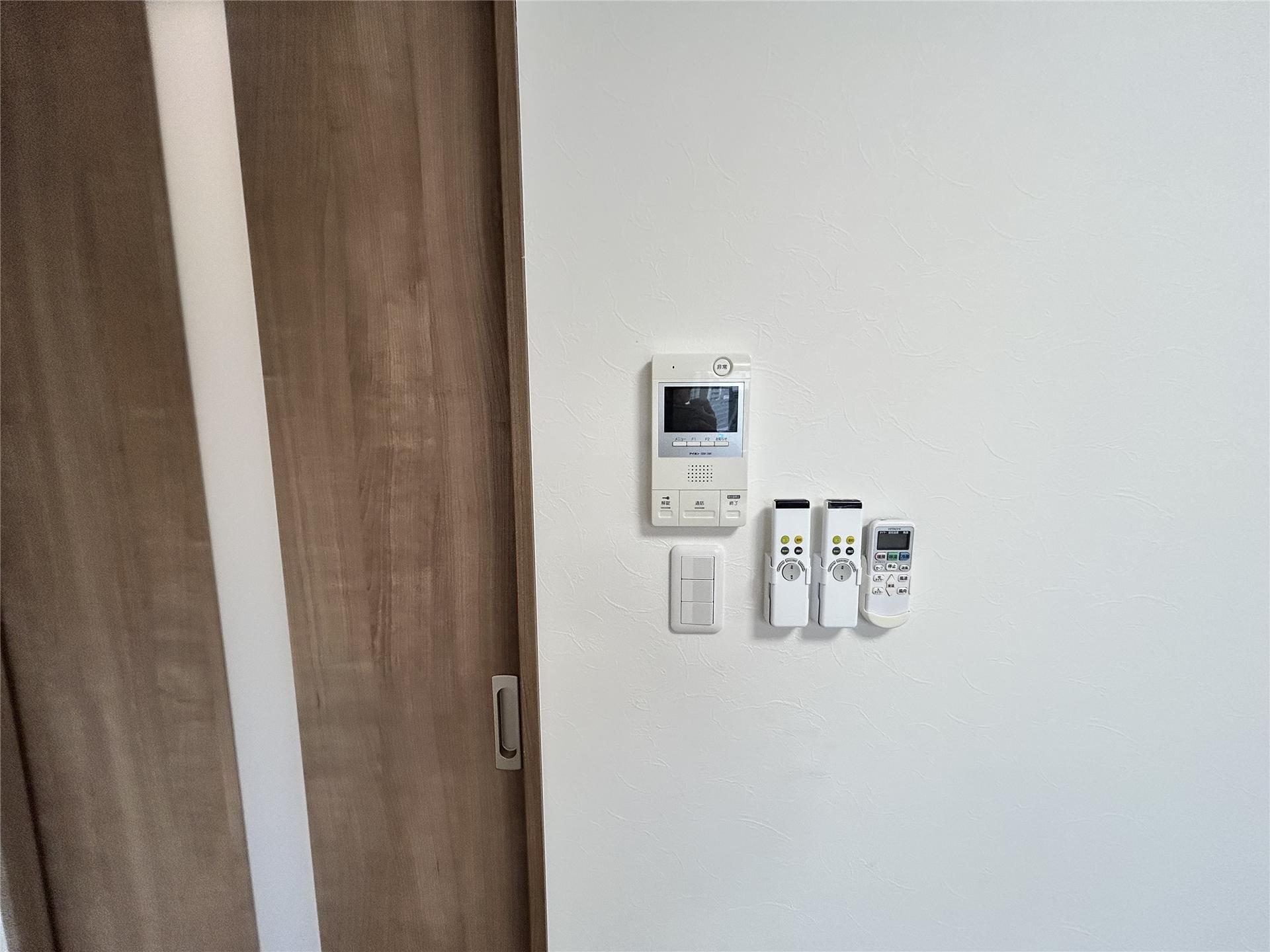 セキュリティ　来訪者を確認出来るTVモニターホン付き