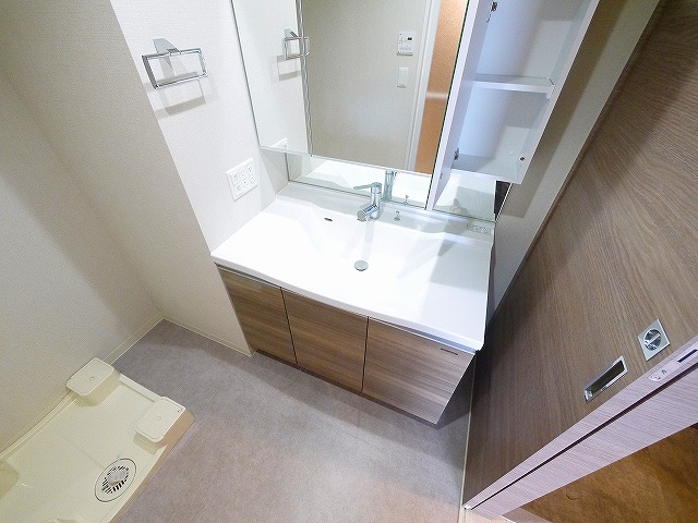 洗面設備　忙しい朝には欠かせない洗面所です