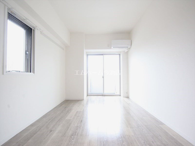 その他部屋・スペース　洋室9.1帖　エアコン付　収納充実　南向バルコニー