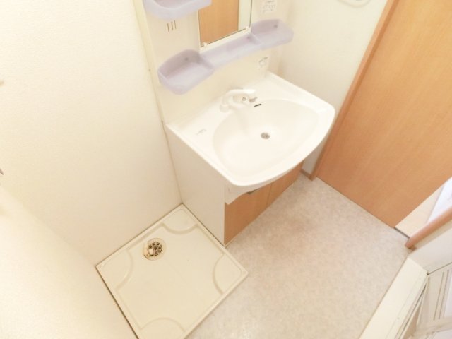 洗面設備　同物件別部屋イメージ写真