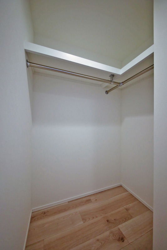収納　ウォークインクローゼット