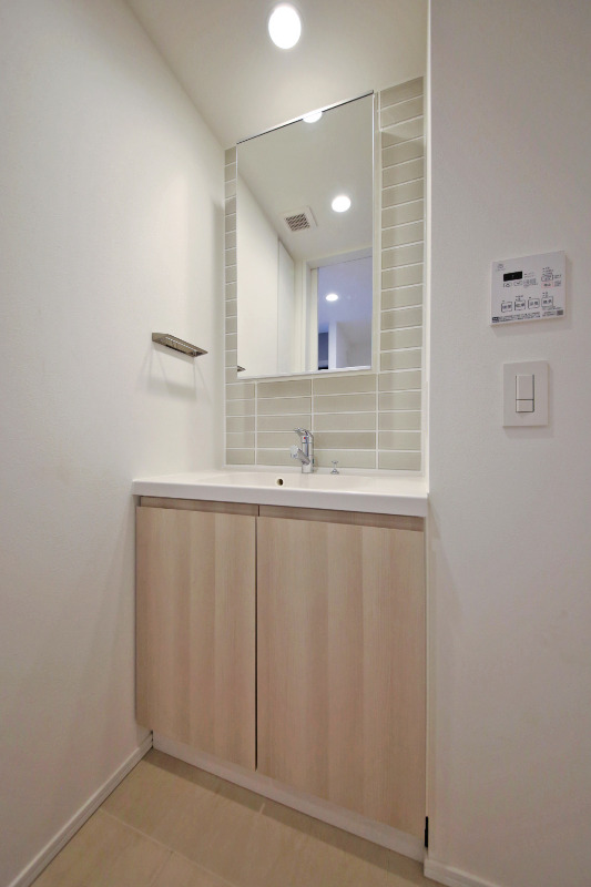 洗面設備　独立洗面化粧台