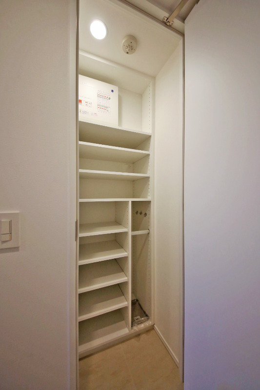玄関　シューズボックス付玄関