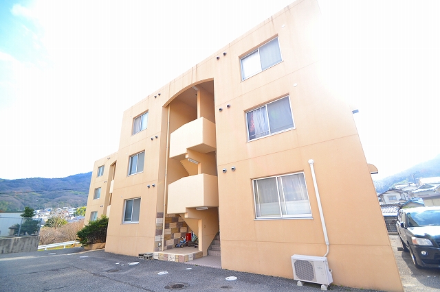 建物外観　お問合せはシティホーム海田センター　082-821-2227