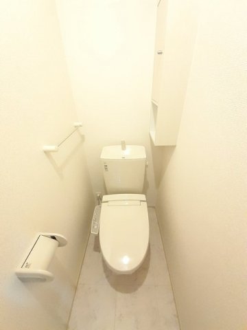 トイレ　シンプルで使いやすいトイレです