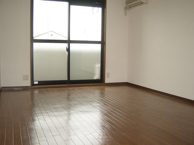 建物外観　洋室