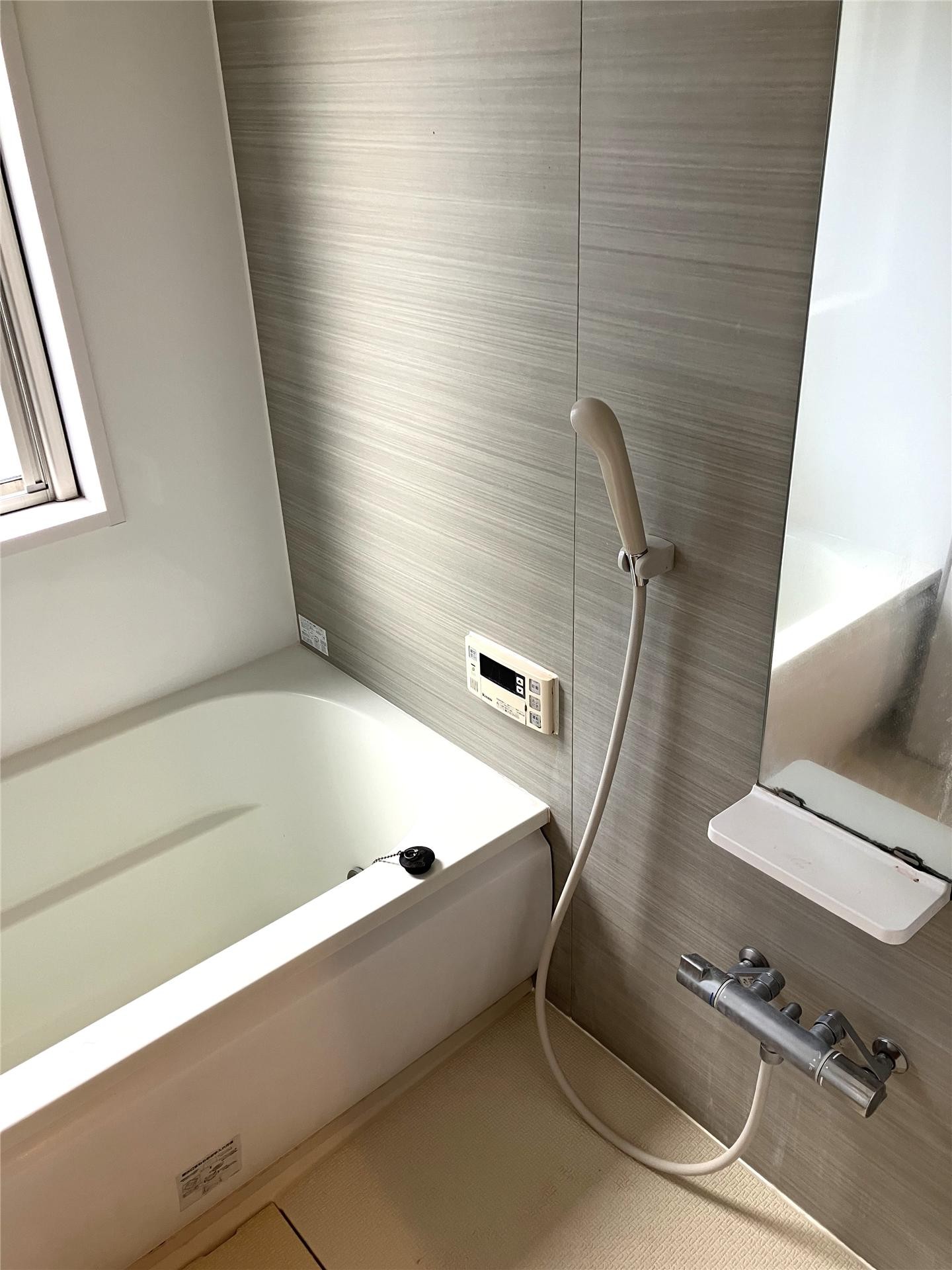 バス・シャワールーム　Grace MSK