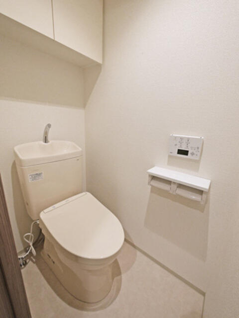 トイレ　洗浄便座つき