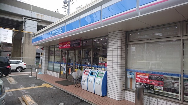 コンビニ　ローソン鷹合四丁目店（コンビニ）まで435m