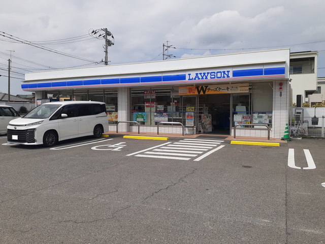 コンビニ　ローソン田村2丁目店（コンビニ）まで400m