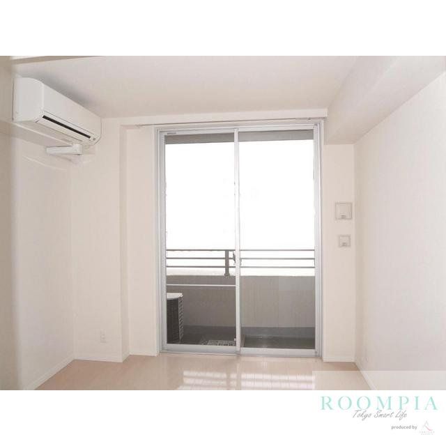 居室・リビング　※同タイプの別のお部屋です。