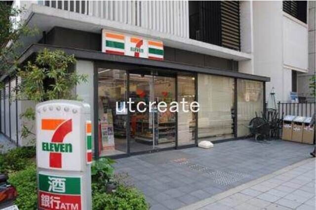 コンビニ　セブンイレブン大阪道修町1丁目店（コンビニ）まで137m