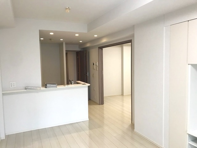 居室・リビング　開放感のあるゆったりとしたお部屋です♪