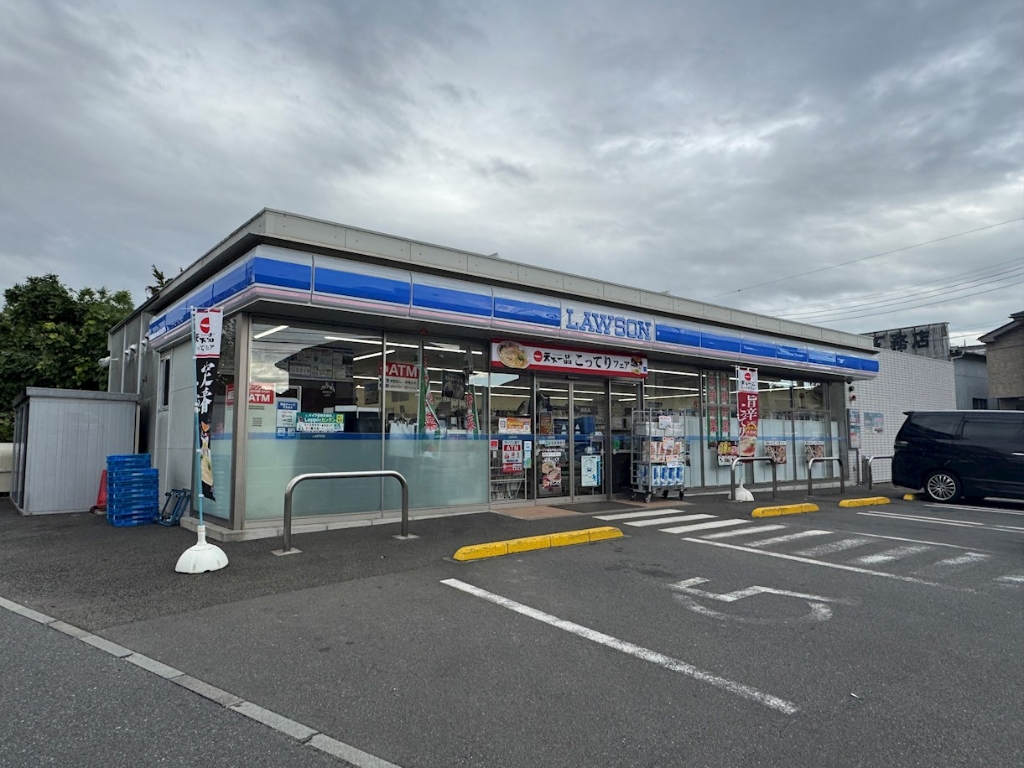 コンビニ　ローソン 横浜戸塚汲沢町店（コンビニ）まで189m
