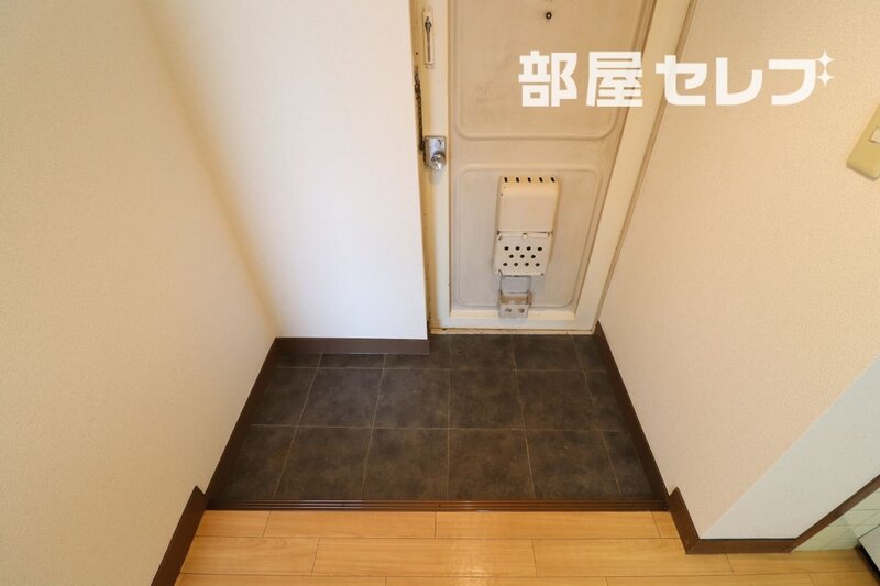 玄関　１００６号室写真