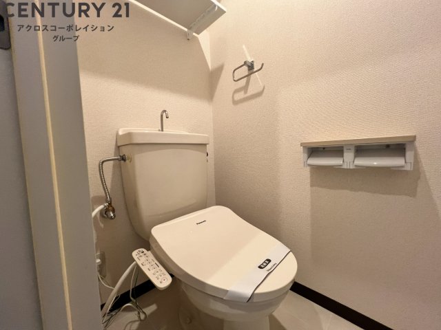 トイレ　ウォシュレット付き