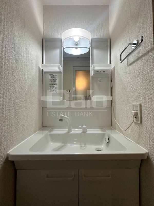 洗面設備　※写真は別部屋です