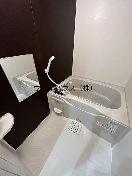 バス・シャワールーム　浴室乾燥機付き！
