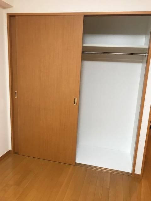 収納　■洋室■クローゼット収納