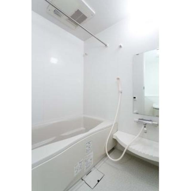 バス・シャワールーム　※写真は同タイプ住戸です。