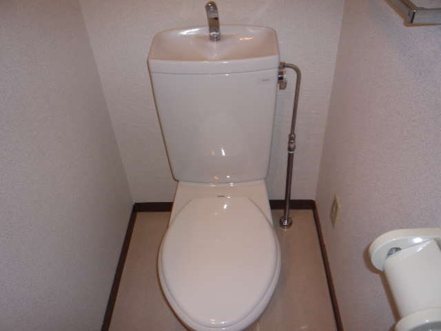 トイレ　WC