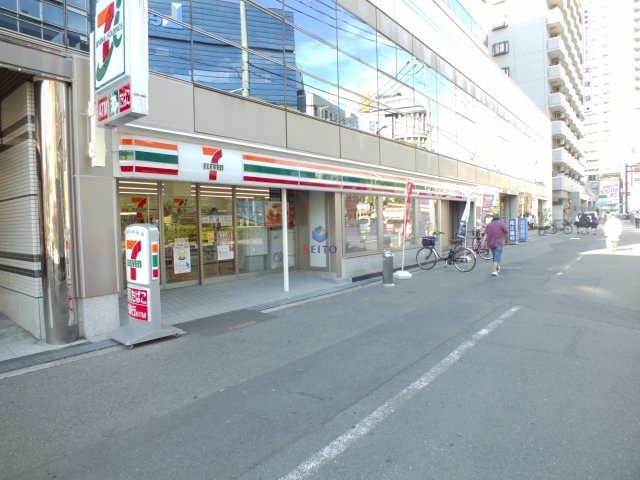 コンビニ　セブンイレブン大阪本庄西1丁目店（コンビニ）まで101m