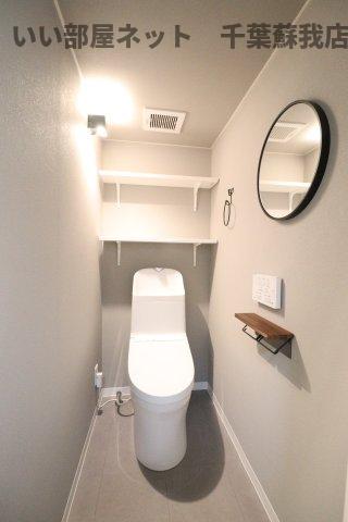 トイレ　落ち着いたトイレです
