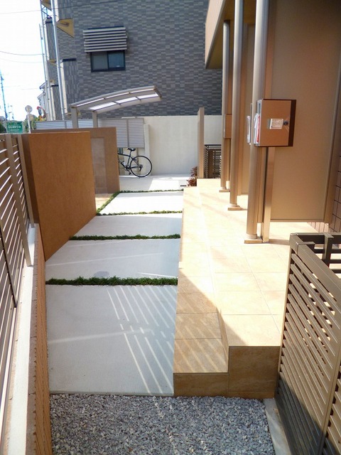 エントランス　★エントランス★