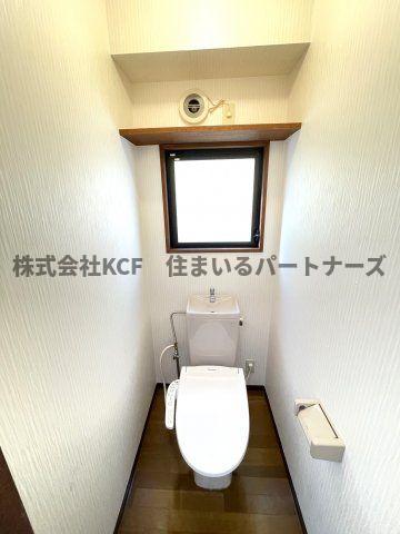 トイレ　落ち着いたトイレです