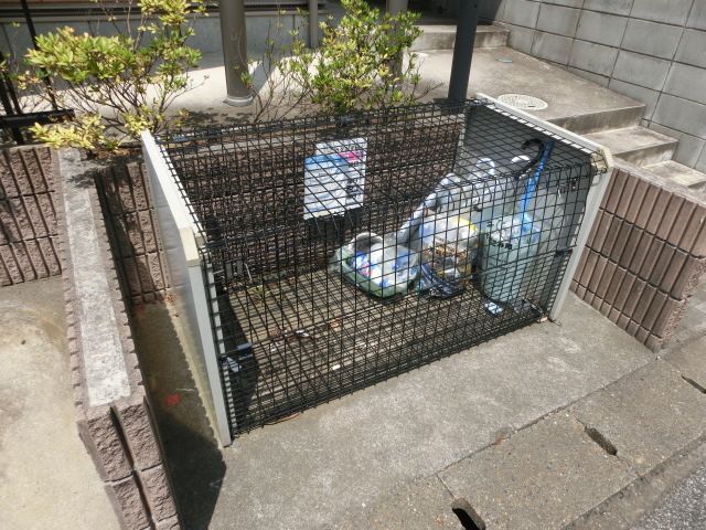 その他　敷地内の共有ゴミ置き場