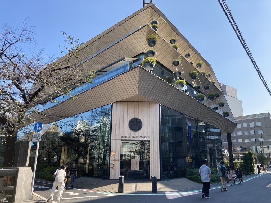 飲食店　STARBUCKS　RESERVE　ROASTERY　TO…（飲食店）まで1600m