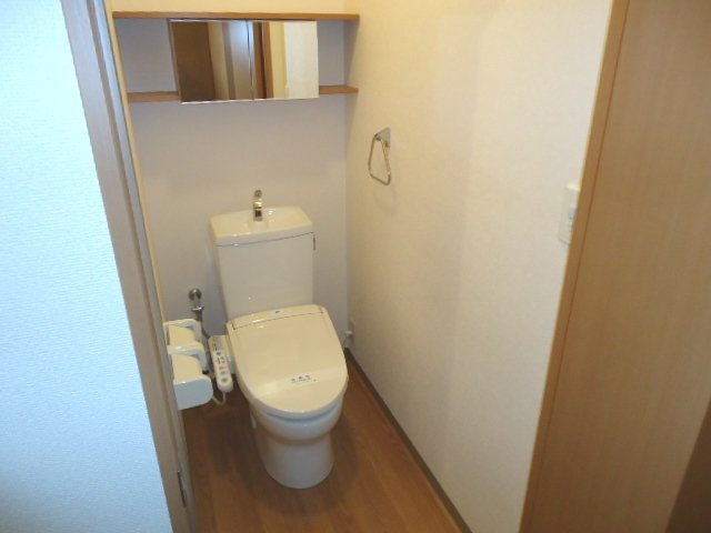 トイレ　シャワー付トイレ