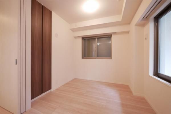その他部屋・スペース　落ち着いて過ごせるお部屋なので、寝室にいかがでしょうか