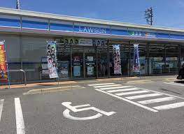 コンビニ　ローソン半田北二ツ坂町店（コンビニ）まで245m
