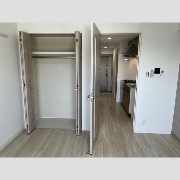 収納　※写真は同じマンションの違う部屋のものになります。