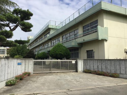 小学校　富士見市立水谷東小学校（小学校）まで333m