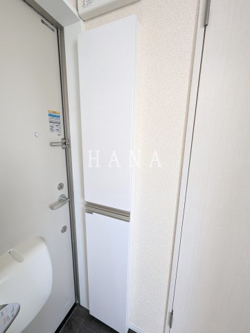 玄関　同物件の参考写真です。